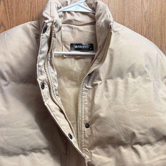 NWOT Allegra K Beige Puffer cropped Coat - Picture 1 of 7